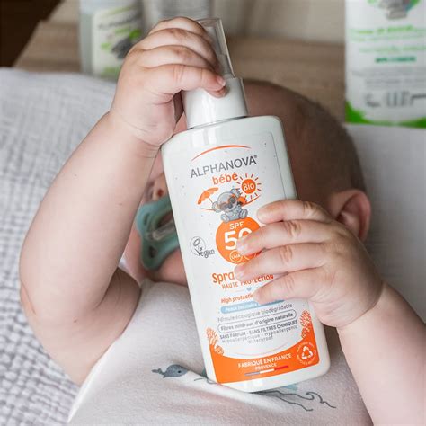 creme solaire bebe quel age|Quelle crème solaire pour votre bébé .